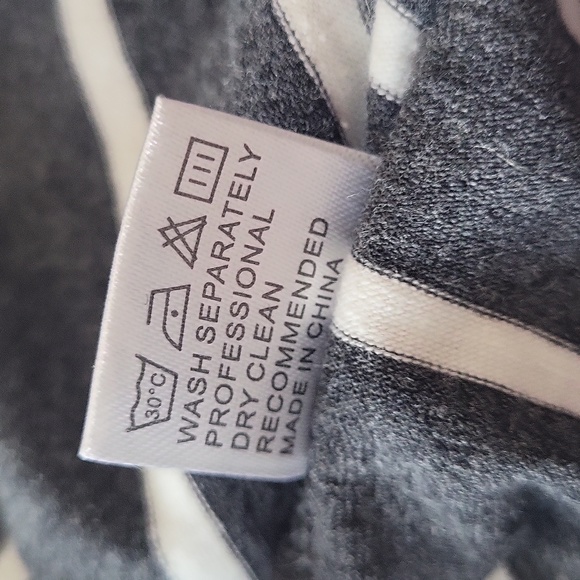 YIBOCK Casual Sleeveless Button Down Striped Short Jumpsuit Henley Romper - Picture 11 of 15